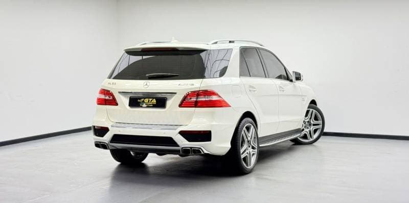 2014 Mercedes Benz ML63 AMG STANDARD thumbnail 4