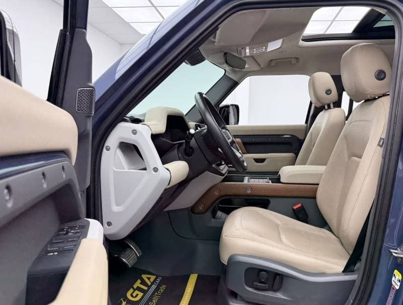 2023 Land Rover Defender 110 SE P400 thumbnail 8