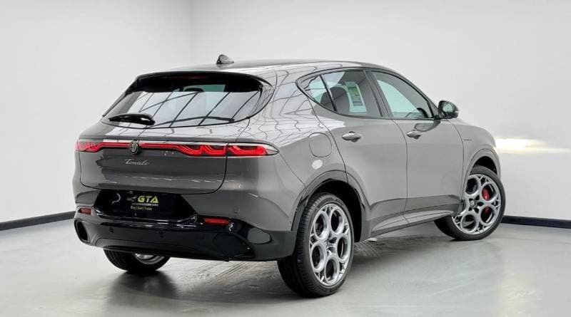 2025 Alfa Romeo Tonale VELOCE thumbnail 4