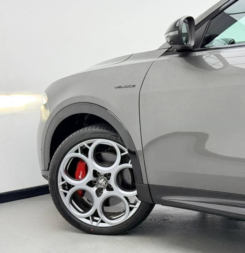 2025 Alfa Romeo Tonale VELOCE thumbnail 7