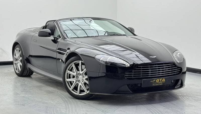 2013 Aston Martin Vantage STANDARD