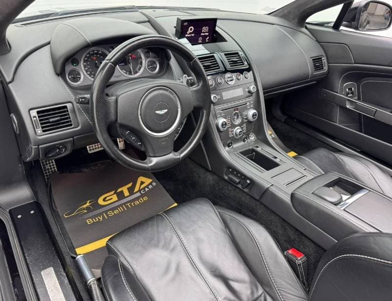 2013 Aston Martin Vantage STANDARD thumbnail 8