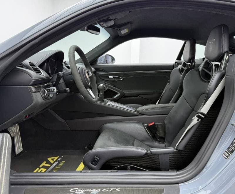 2024 Porsche 718 Cayman GTS thumbnail 8