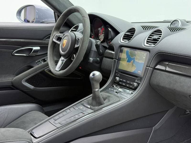 2024 Porsche 718 Cayman GTS thumbnail 7