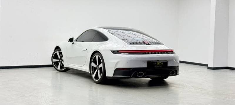 2025 Porsche 911 CARRERA thumbnail 6