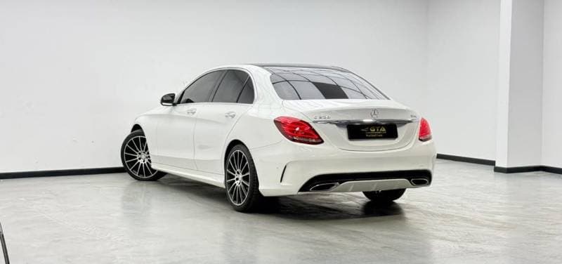 2015 Mercedes Benz C200 AMG thumbnail 6
