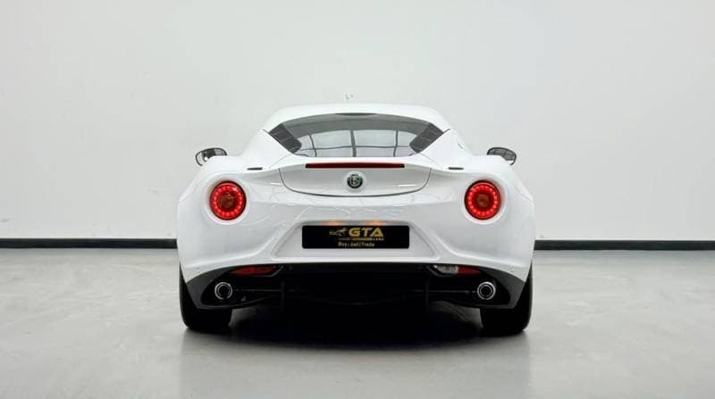 2017 Alfa Romeo 4C STANDARD thumbnail 5