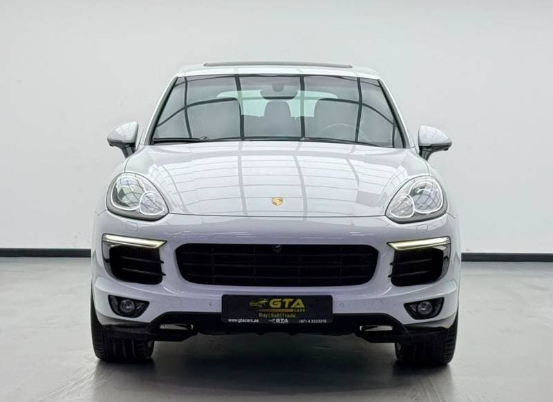 2016 Porsche Cayenne S thumbnail 2