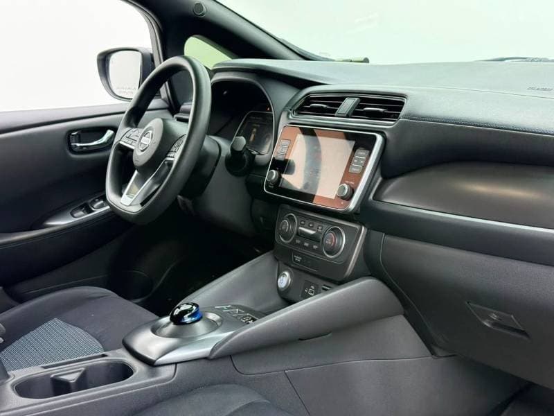 2019 Nissan Leaf S thumbnail 7