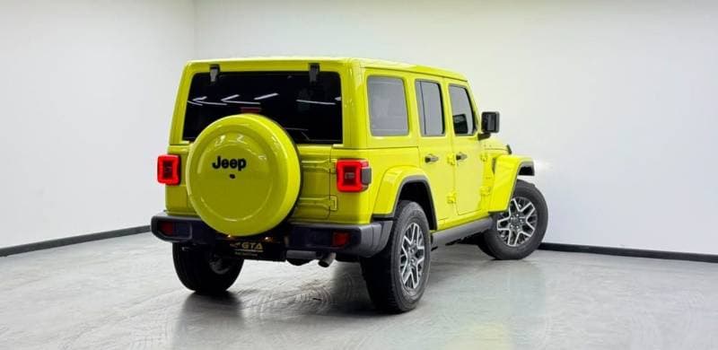 2024 Jeep Wrangler Unlimited SAHARA thumbnail 4