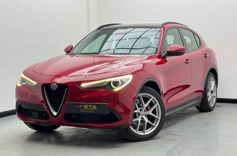 2020 Alfa Romeo Stelvio SUPER thumbnail 3