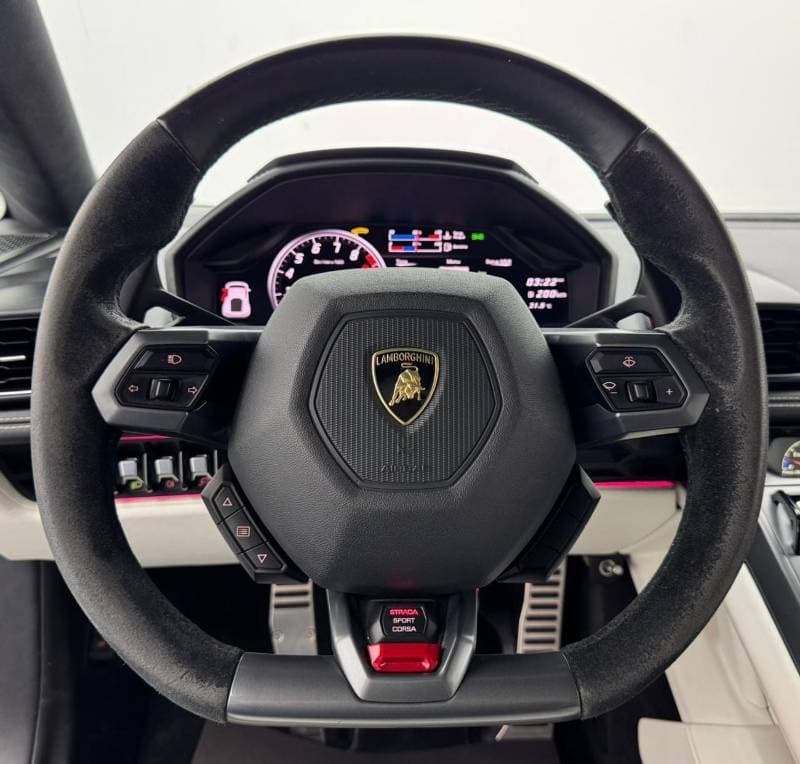 2018 Lamborghini Huracan LP580 2 thumbnail 8