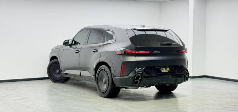2023 BMW XM M SPORT thumbnail 6