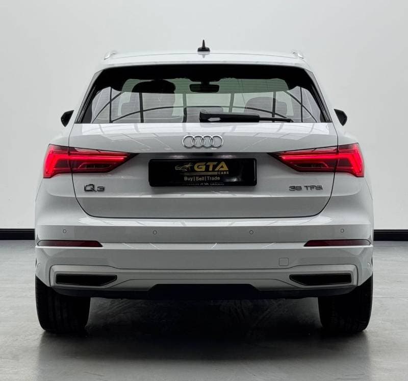 2022 Audi Q3 35 TFSI ADVANCED thumbnail 5