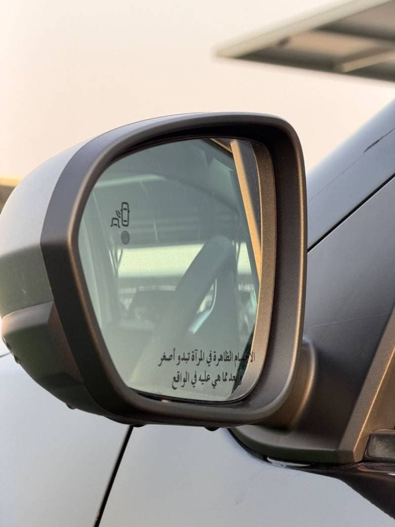 2025 Renault Duster LE thumbnail 3