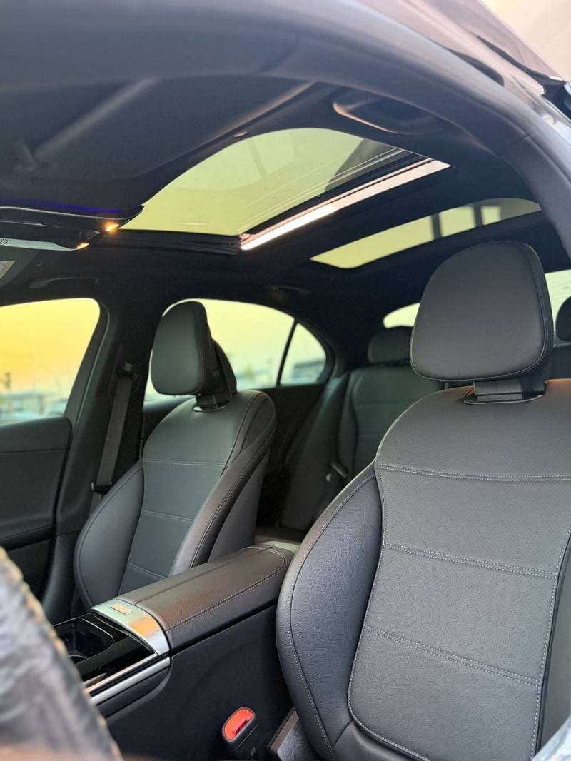 2024 Mercedes Benz C300 STANDARD thumbnail 8