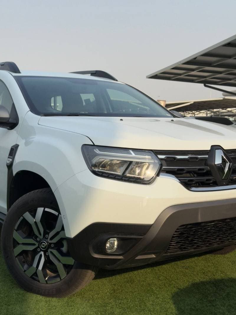 2025 Renault Duster LE thumbnail 2
