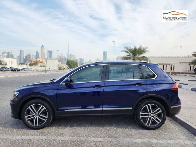 2018 Volkswagen Tiguan SPORT thumbnail 5