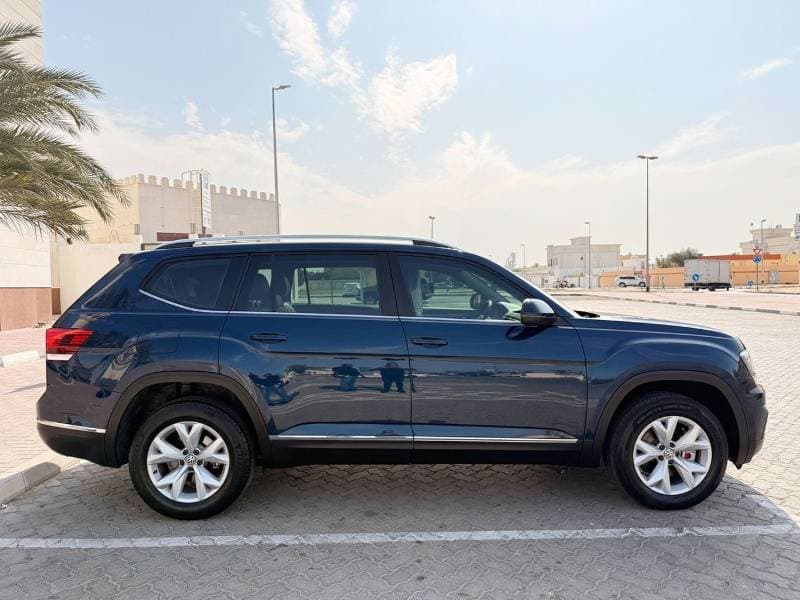 2019 Volkswagen Teramont SE thumbnail 4