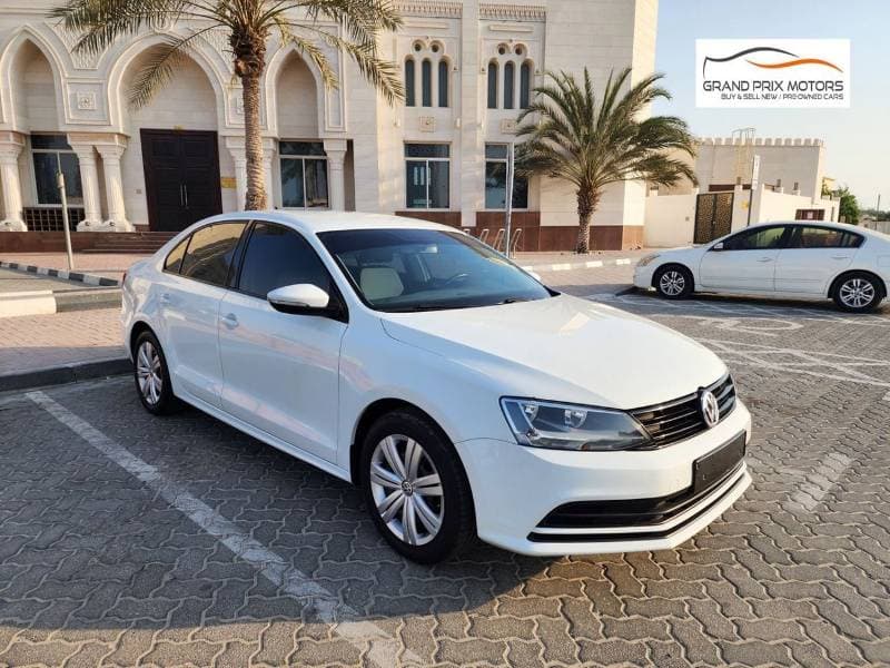 2015 Volkswagen Jetta TRENDLINE S thumbnail 3
