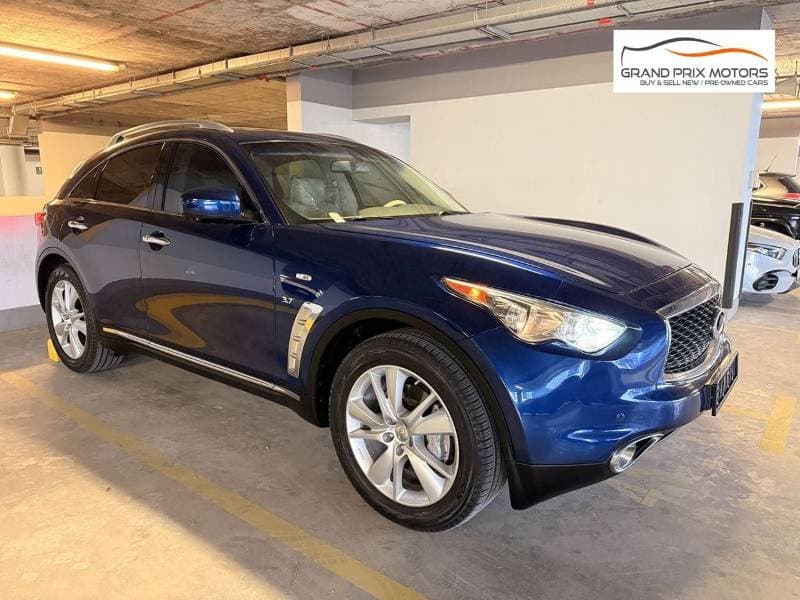 2017 Infiniti QX70 EXCELLENCE thumbnail 3