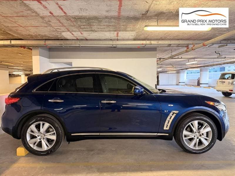 2017 Infiniti QX70 EXCELLENCE thumbnail 4