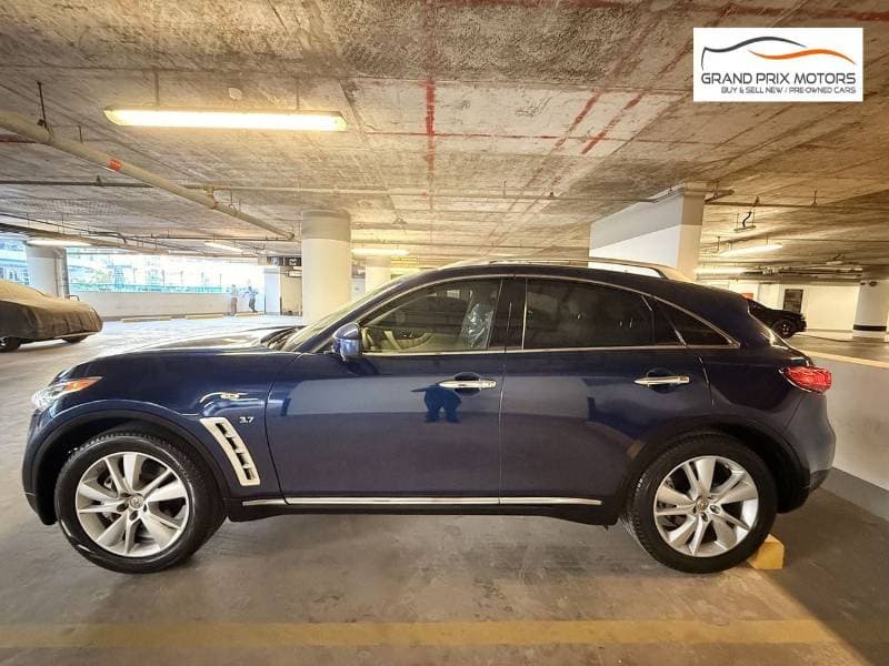 2017 Infiniti QX70 EXCELLENCE thumbnail 5