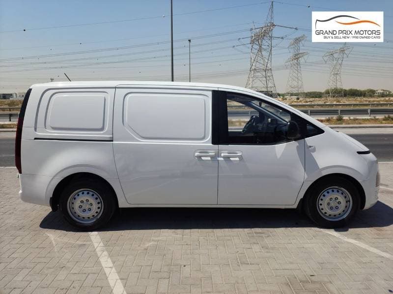 2023 Hyundai Staria STANDARD thumbnail 5