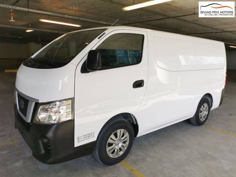 2021 Nissan Urvan STANDARD