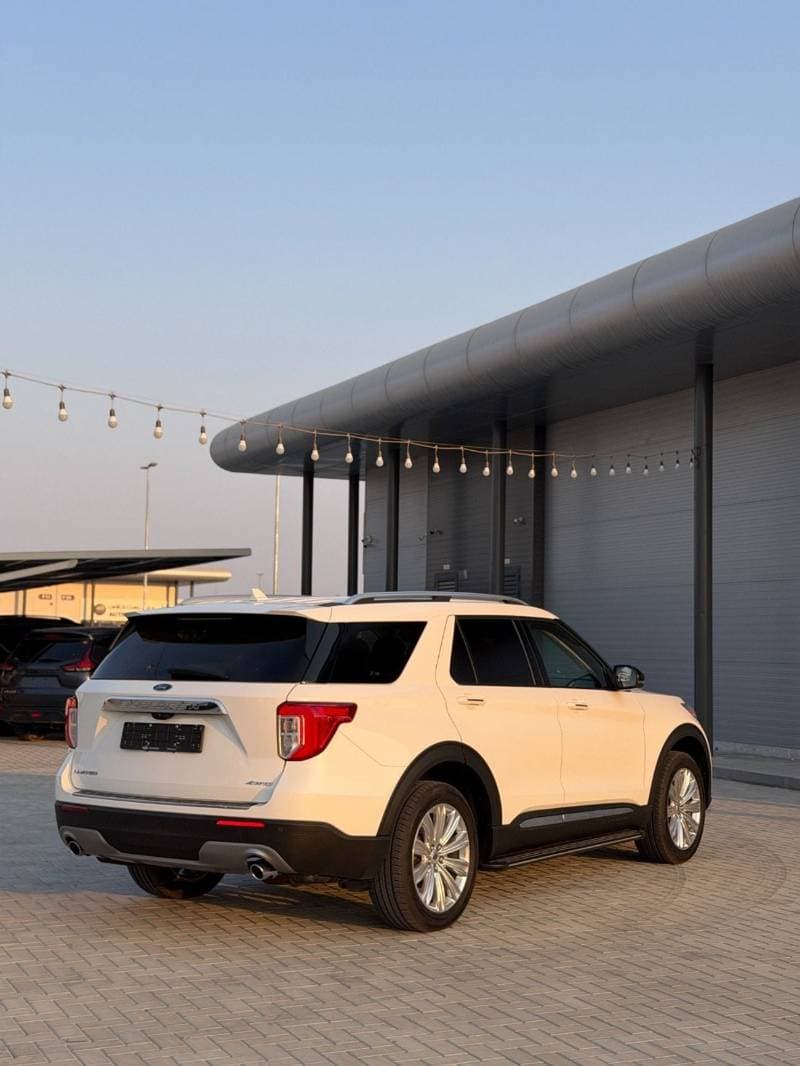 2021 Ford Explorer LIMITED thumbnail 3