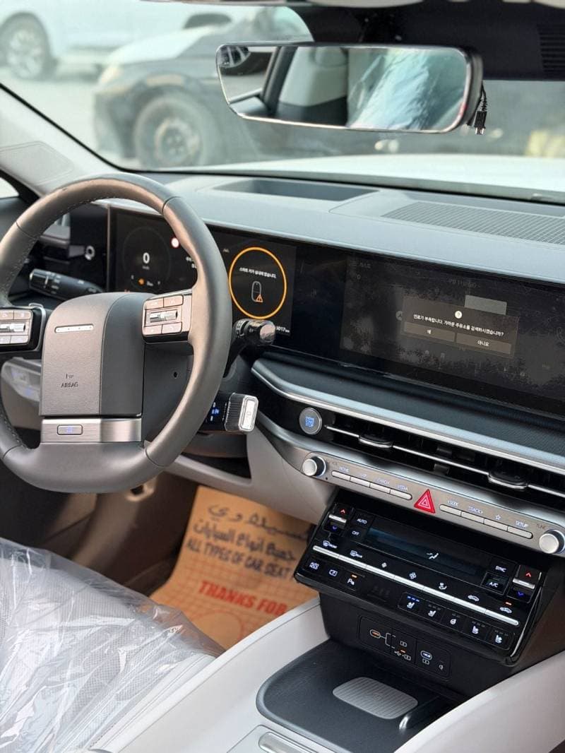 2023 Hyundai Grandeur EXCLUSIVE thumbnail 4