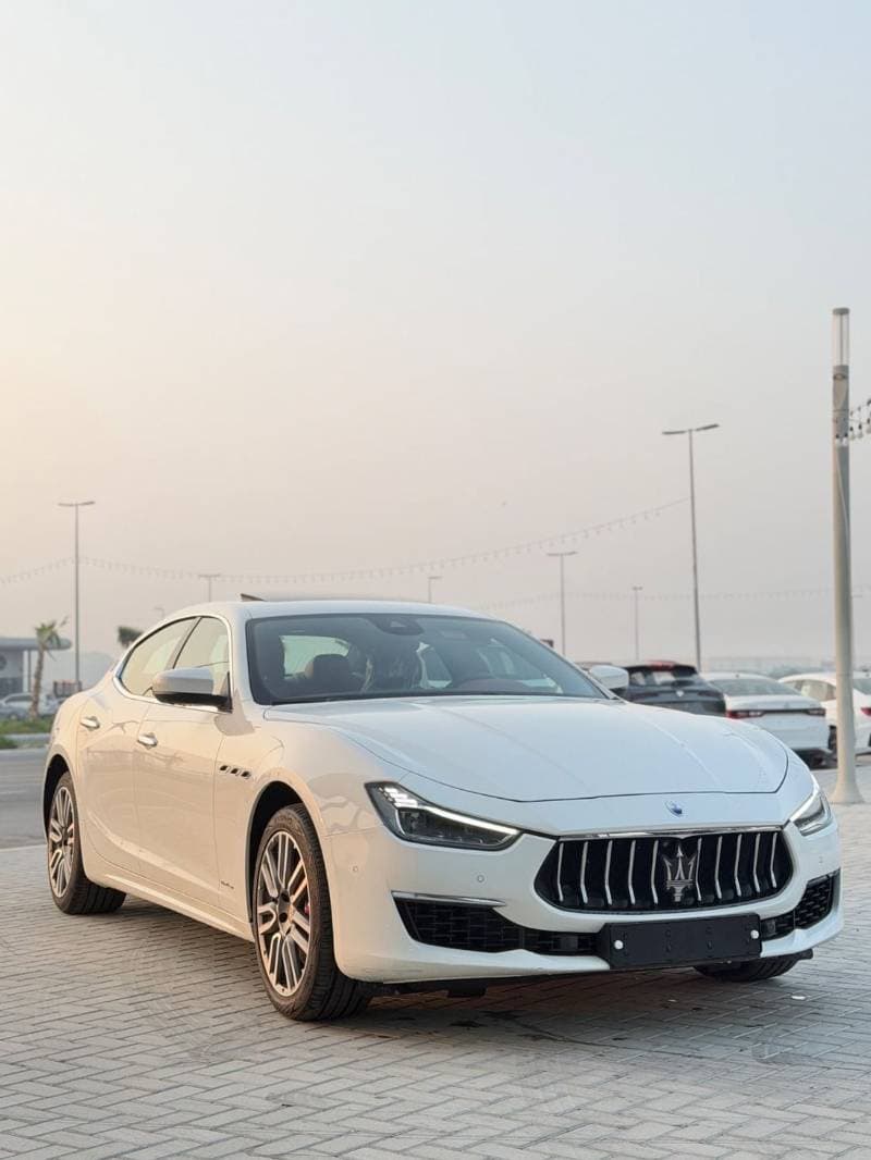 2018 Maserati Ghibli S Q4 GRANLUSSO thumbnail 2