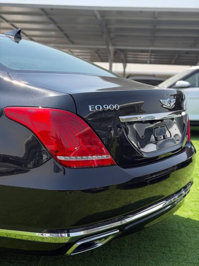 2018 Genesis EQ900 thumbnail 3