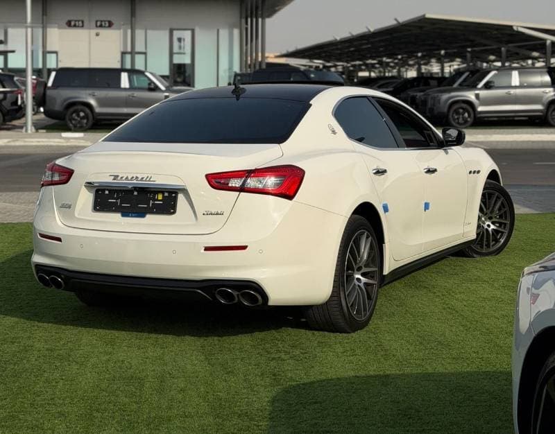 2018 Maserati Ghibli S Q4 GRANLUSSO thumbnail 3