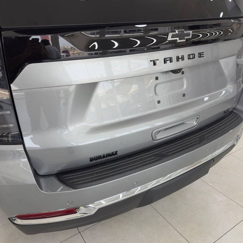 2025 Chevrolet Tahoe thumbnail 6