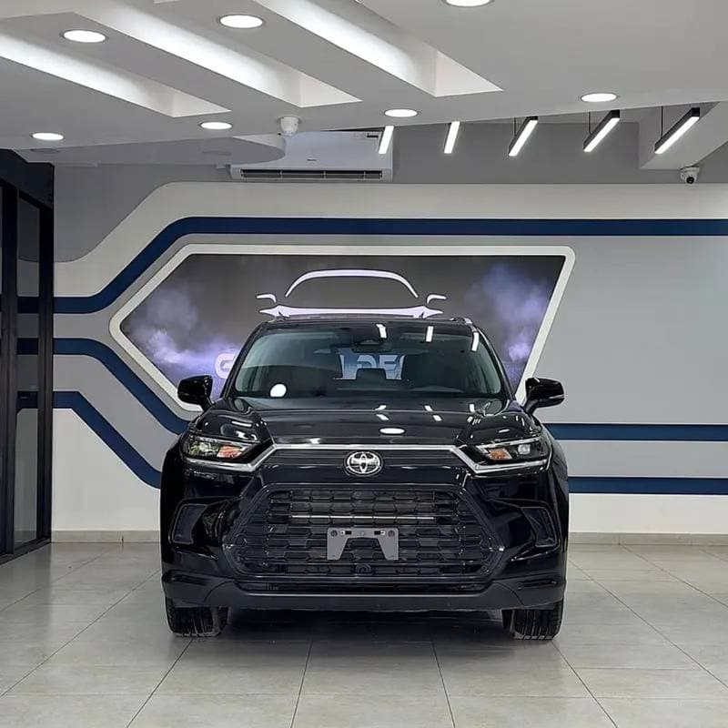 2024 Toyota Grand Highlander thumbnail 2