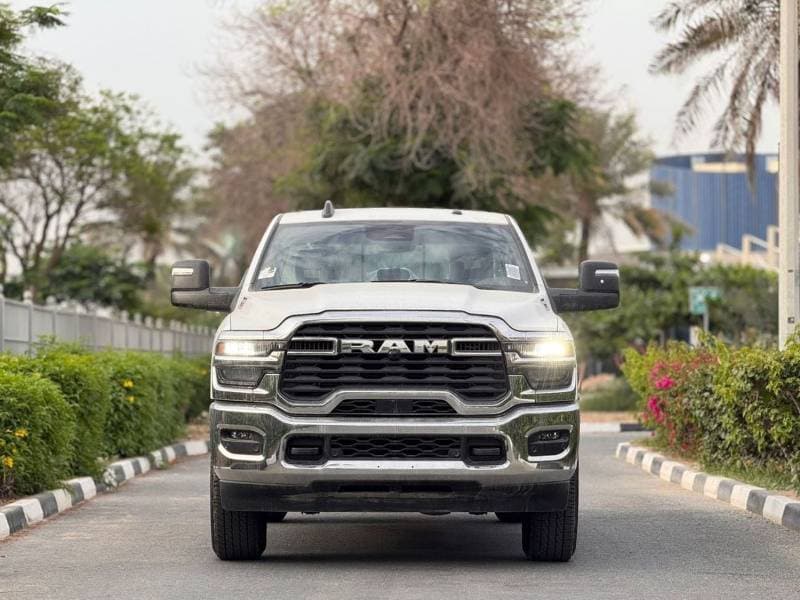 2025 RAM 2500 thumbnail 2