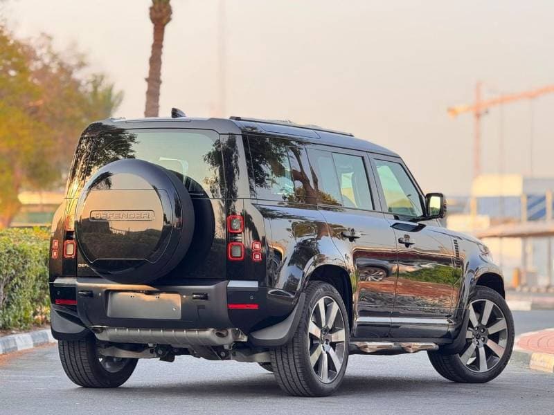2026 Land Rover Defender 110 X DYNAMIC HSE P400 thumbnail 8