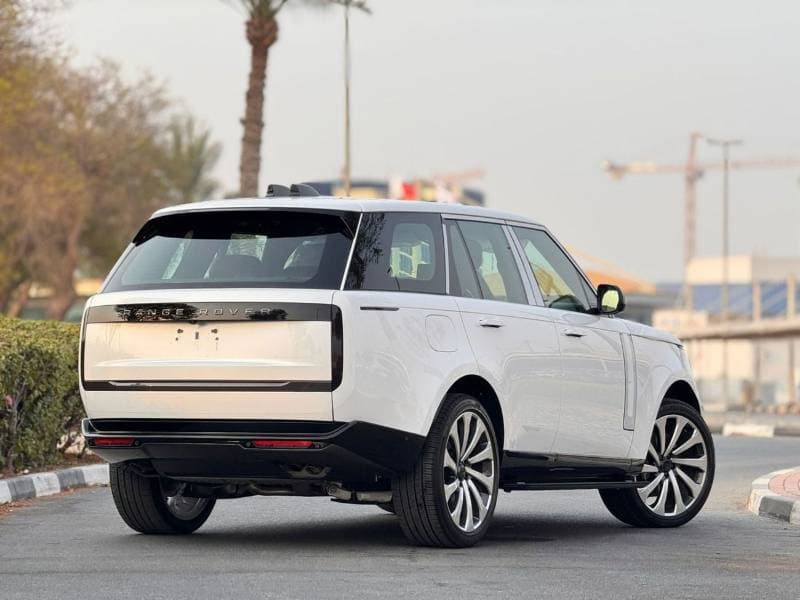 2026 Land Rover Range Rover AUTOBIOGRAPHY P530 thumbnail 8