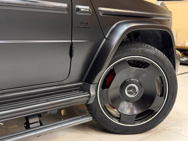 2025 Mercedes Benz G63 AMG STANDARD thumbnail 5