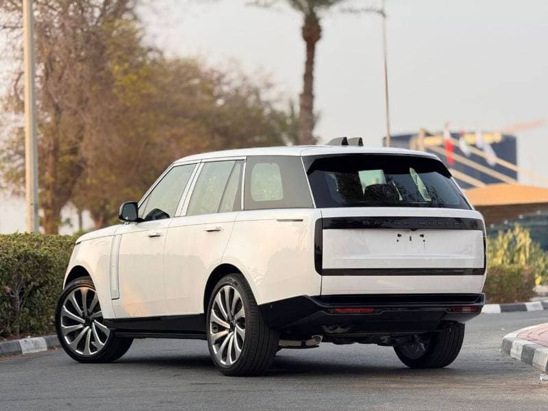 2026 Land Rover Range Rover AUTOBIOGRAPHY P530 thumbnail 6