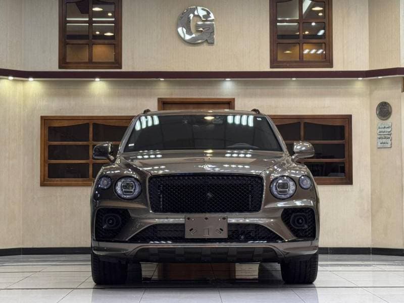2023 Bentley Bentayga AZURE thumbnail 2