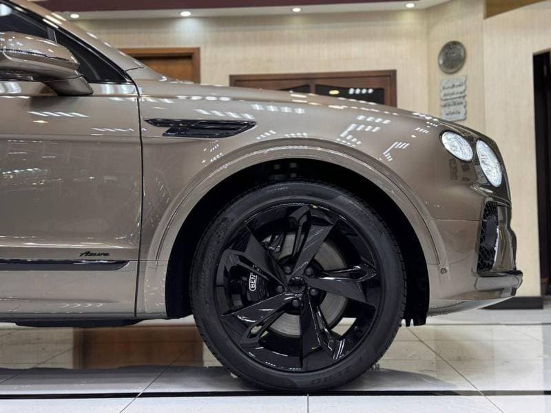 2023 Bentley Bentayga AZURE thumbnail 5