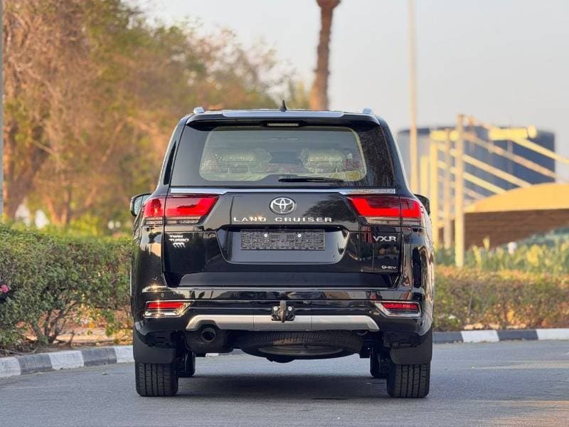 2026 Toyota Land Cruiser VXR thumbnail 7
