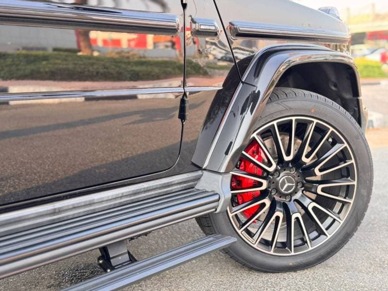 2025 Mercedes Benz G63 AMG STANDARD thumbnail 6