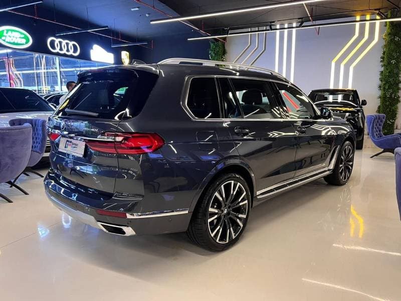 2021 BMW X7 40i PURE EXCELLENCE thumbnail 3