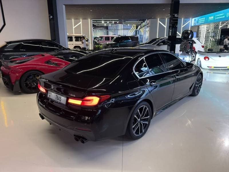 2018 BMW 520i M SPORT thumbnail 8