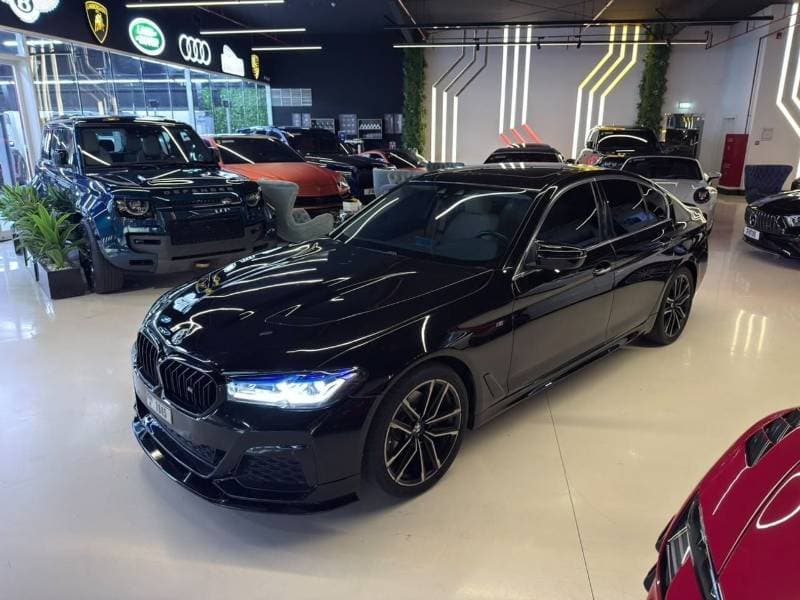 2018 BMW 520i M SPORT thumbnail 4