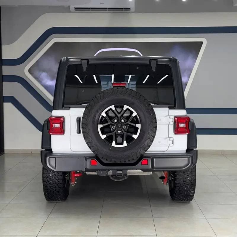 2025 Jeep Wrangler Unlimited RUBICON X thumbnail 5