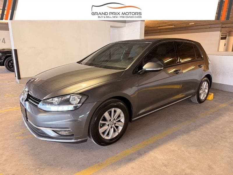 2018 Volkswagen Golf SE